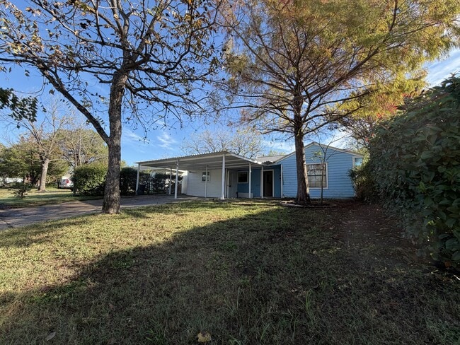 property at 317 Choctaw Trce