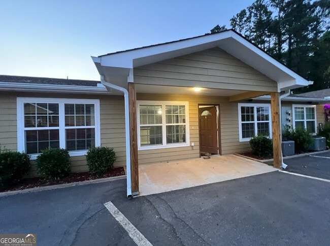 property at 255 La Vista Dr