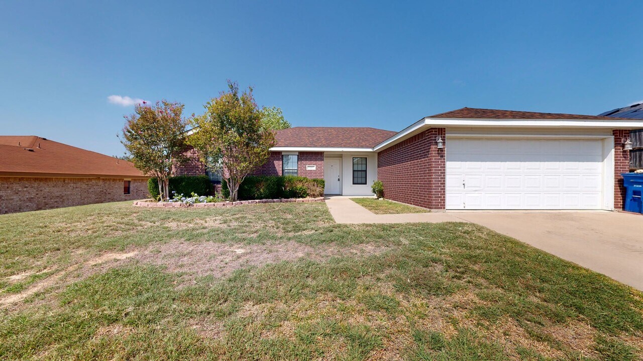 1320 Marlee Cir in Copperas Cove, TX - Building Photo