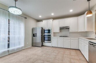 6137 Pebble Creek Dr in North Richland Hills, TX - Building Photo - Building Photo