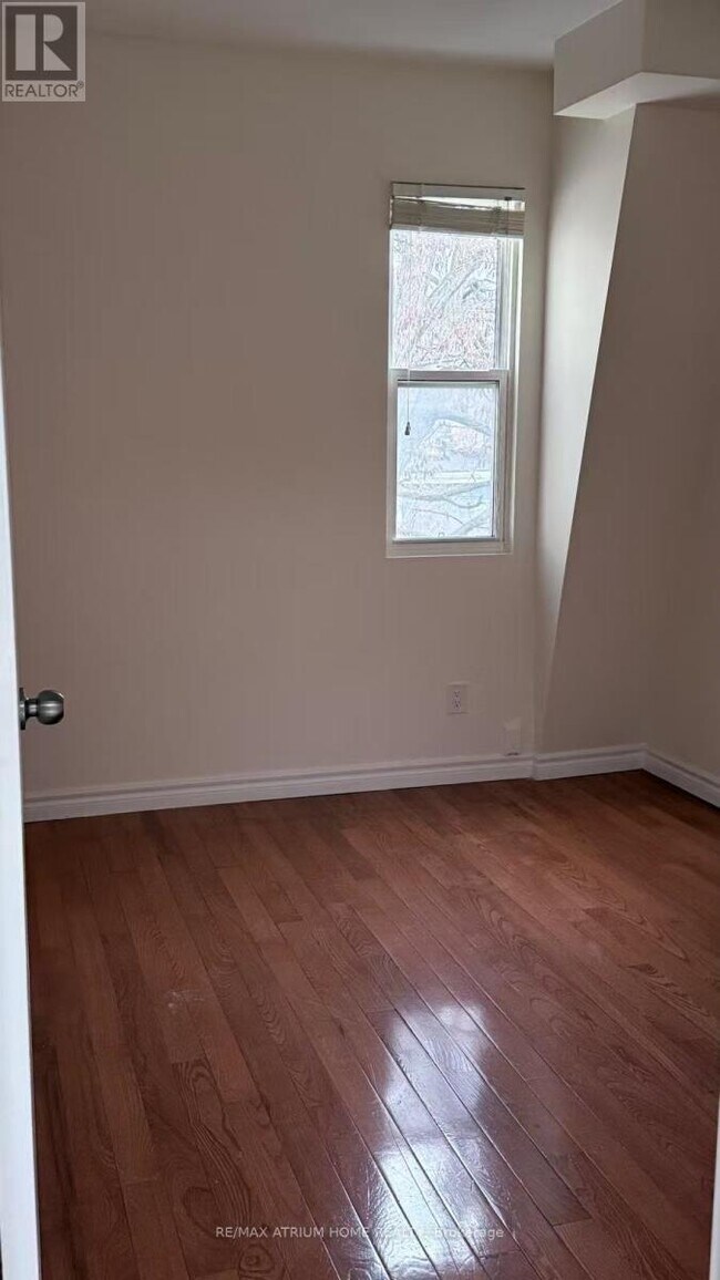 413 Spadina Ave. in Toronto, ON - Building Photo - Building Photo