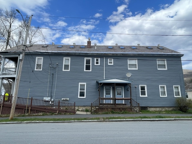 Blue Building in Williamstown, MA - Building Photo - Building Photo