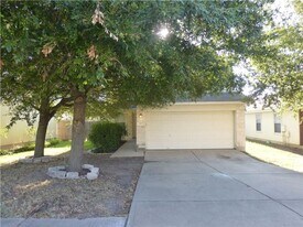 413 Quarter Ave in Buda, TX - Building Photo