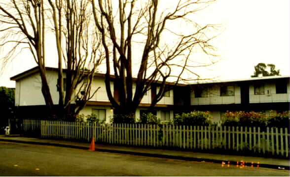 5100 Kirk Ln in Richmond, CA - Foto de edificio - Building Photo