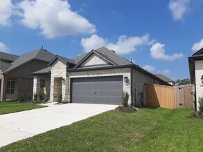 16026 Tangled Vine Ln in Conroe, TX - Building Photo - Building Photo