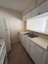 1781 Crystal Grove Dr in Lakeland, FL - Building Photo - Building Photo