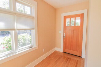 1450 Marsh St in San Luis Obispo, CA - Building Photo - Building Photo