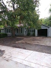 304 Linda Dr in San Marcos, TX - Building Photo - Building Photo