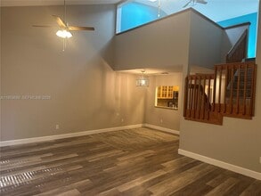 458 SE 14th St in Dania Beach, FL - Building Photo - Building Photo