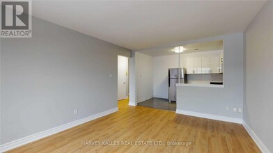 31-331 Clearview Heights in Toronto, ON - Building Photo - Building Photo