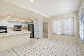 1140 Regal Canyon Dr in Walnut, CA - Building Photo - Building Photo