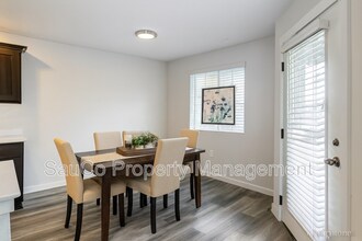 2560 Hawthorne St in Forest Grove, OR - Building Photo - Building Photo