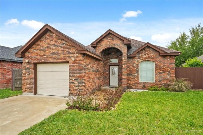 1012 W Dawes Ave in Alton, TX - Building Photo - Building Photo
