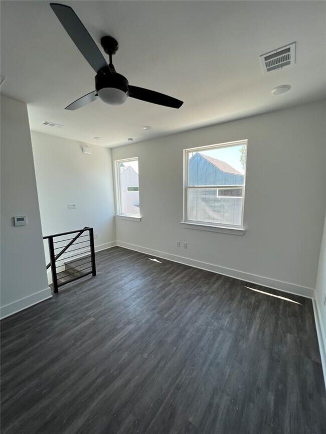 7603 Carver Ave, Unit Unit 1C in Austin, TX - Building Photo - Building Photo