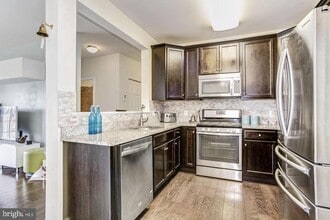 4525 Champions Run in Cherry Hill Township, NJ - Building Photo - Building Photo