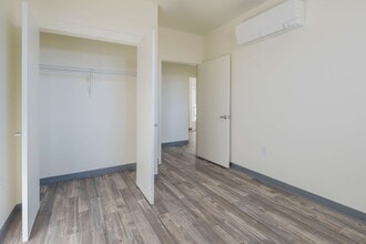 Casa de Encantada Senior Apartments in Rio Rancho, NM - Foto de edificio - Building Photo