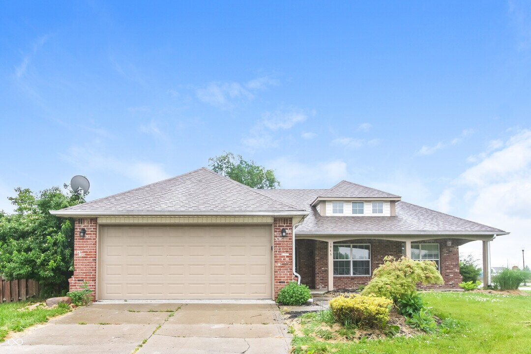 1946 Brocken Ct in Indianapolis, IN - Building Photo