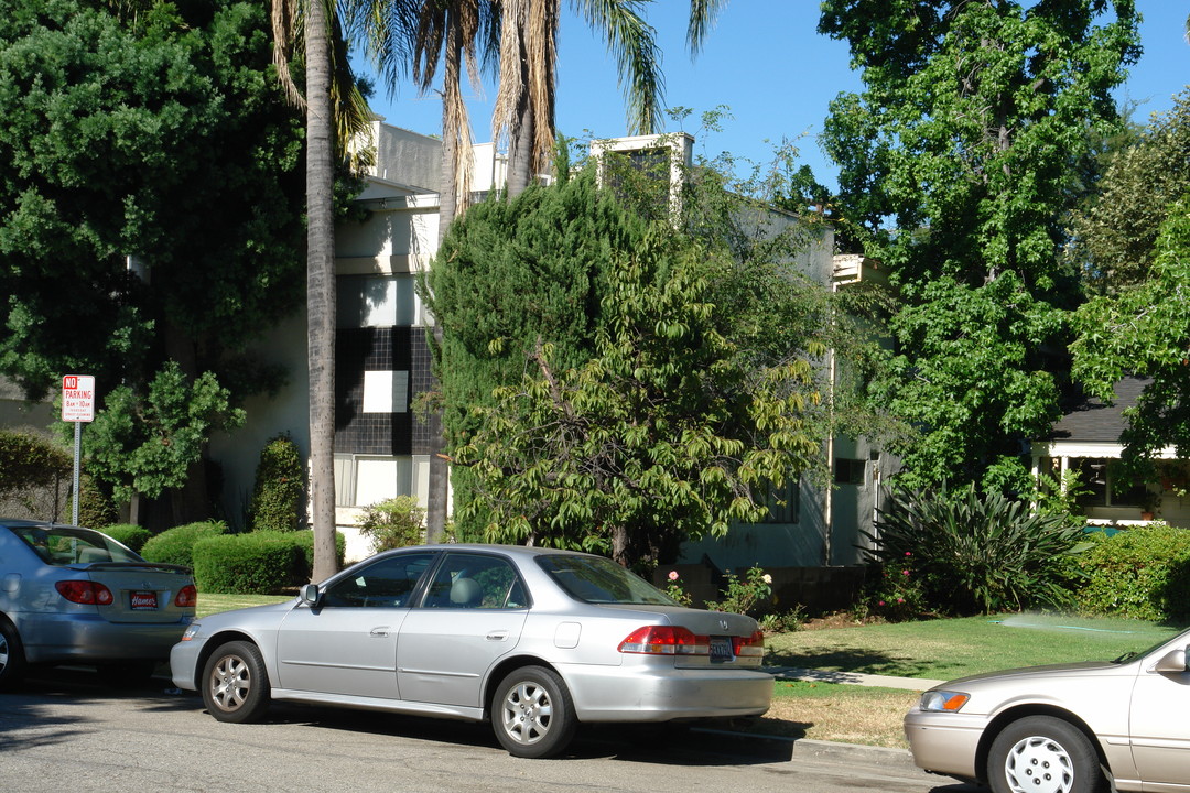 4719 Vista Del Monte Ave in Sherman Oaks, CA - Building Photo