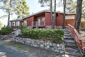 107 Gurley Pl in Prescott, AZ - Building Photo - Building Photo