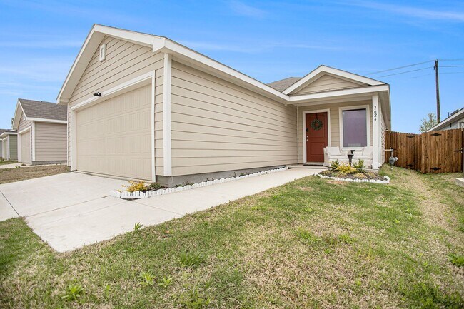 property at 3624 Bluebird Ln