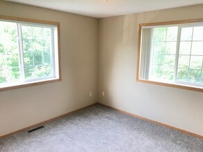 12357 Zealand Ave N in Champlin, MN - Building Photo - Building Photo