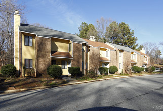 Maples at Kildaire in Cary, NC - Building Photo - Building Photo