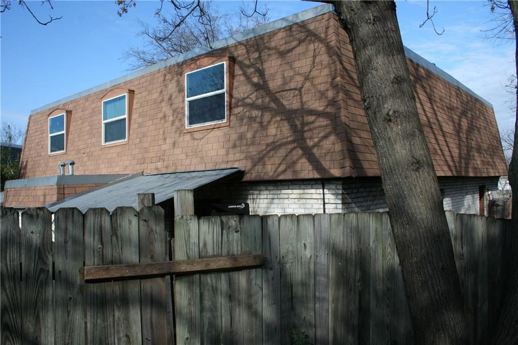 2801 Skyway Cir in Austin, TX - Building Photo