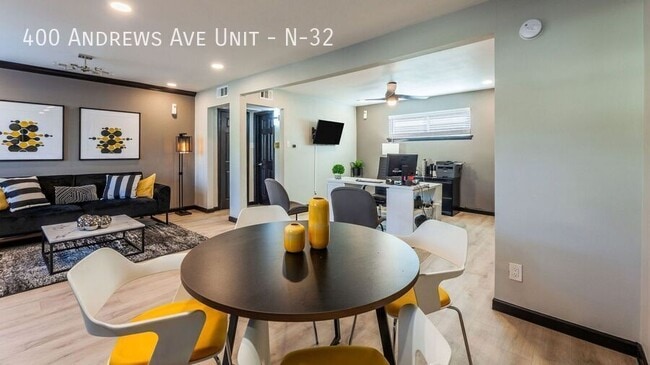 400 Andrews Ave in Dallas, TX - Building Photo - Building Photo