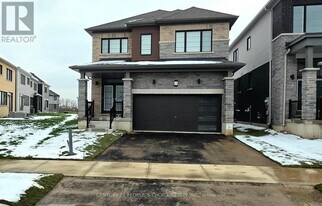 2 Greig St in Brantford, ON - Building Photo