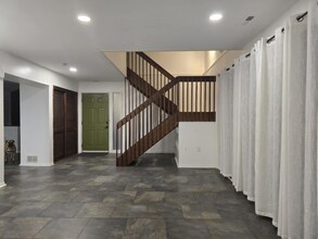 6277 Occoquan Forest Dr in Manassas, VA - Building Photo - Building Photo