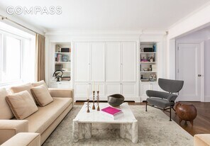 530 Park Ave in New York, NY - Building Photo