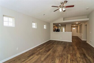 25 Chalet Crossing in Dallas, GA - Building Photo - Building Photo