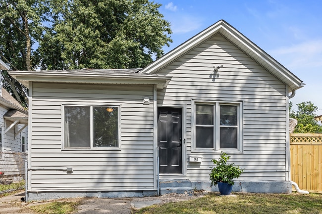 property at 95 Front Ave