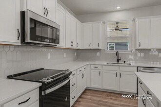 416 Burr St in Indian Trail, NC - Foto de edificio - Building Photo