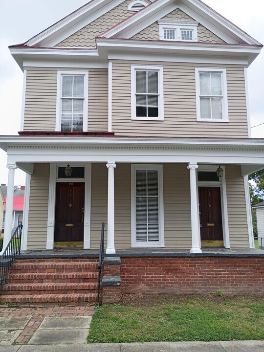 516 4th St in Augusta, GA - Building Photo