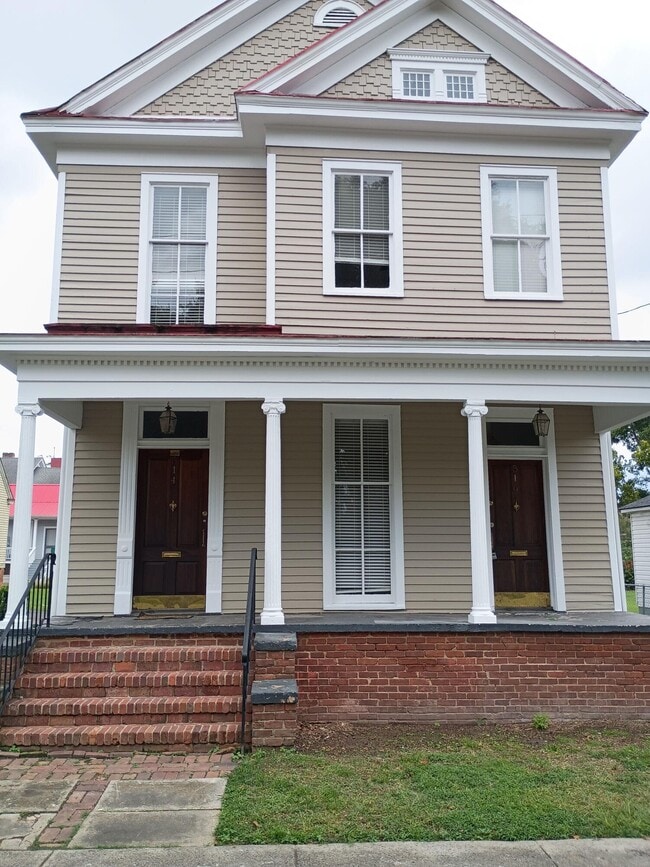 property at 516 4th St