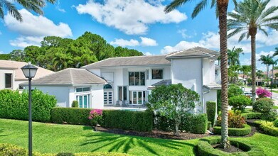 6766 Royal Orchid Cir in Delray Beach, FL - Foto de edificio - Building Photo