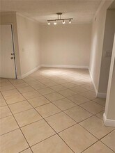 8340 SW 3rd Ct, Unit 102 in Pembroke Pines, FL - Building Photo - Building Photo