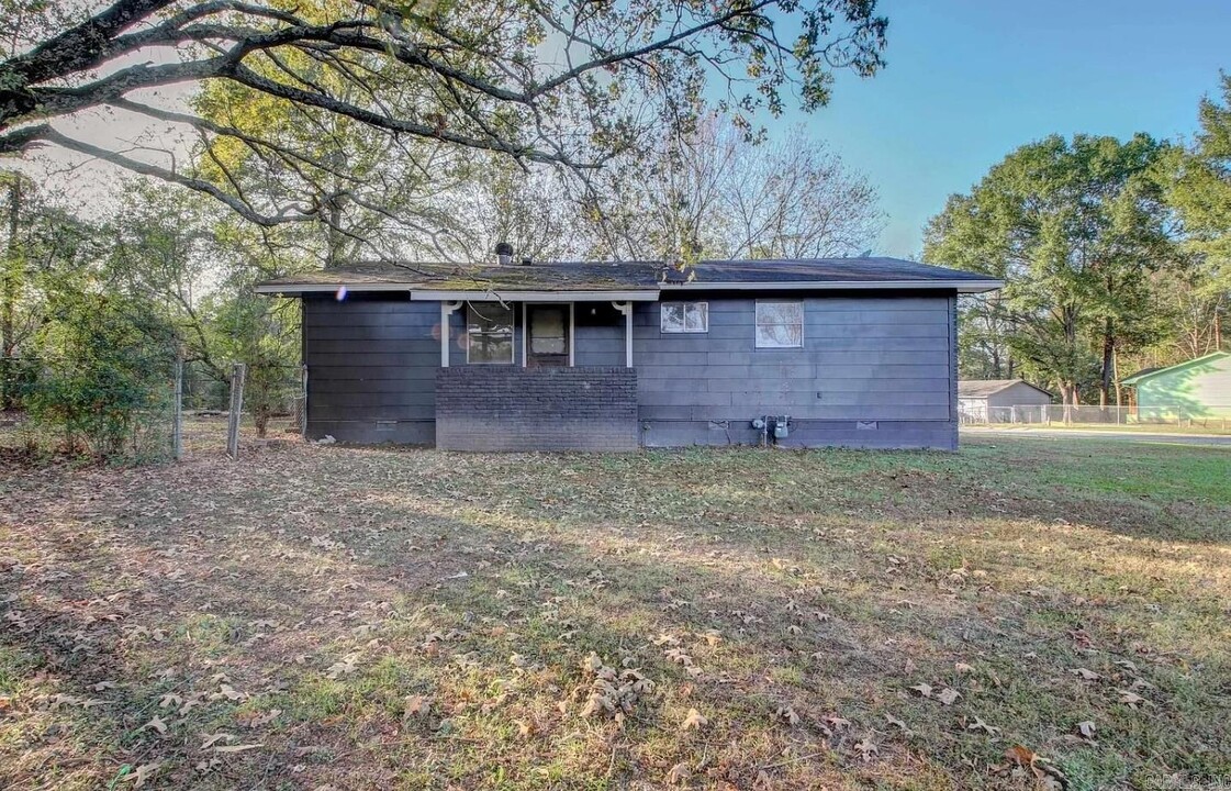 27 Meldia Dr in Little Rock, AR - Building Photo