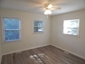 4910 Wrightsville Ave in Wilmington, NC - Building Photo - Building Photo