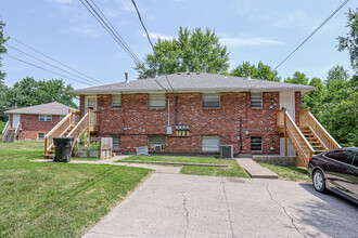 3560 S Lynn St in Independence, MO - Building Photo - Building Photo