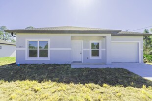2910 55th St W in Lehigh Acres, FL - Building Photo
