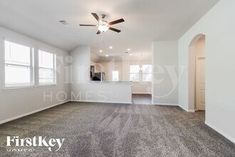 255 Rd 5102F in Cleveland, TX - Building Photo - Building Photo