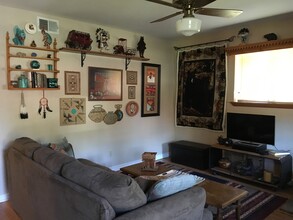 103 Raymond Buckner Dr, Unit Apt #1 in Ruidoso, NM - Building Photo - Building Photo
