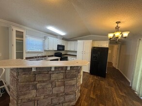 498 Burford Rd in Stonewall, LA - Building Photo - Building Photo