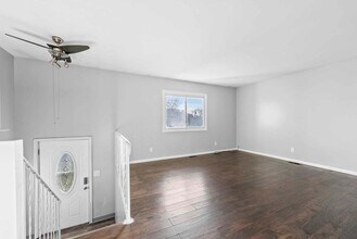 5005 44th Ave in Moline, IL - Building Photo - Building Photo