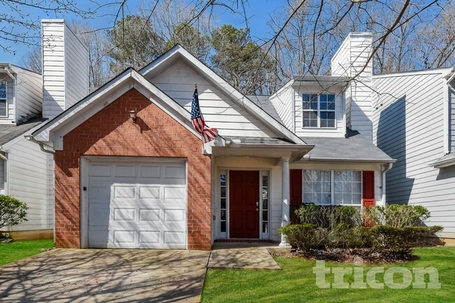 property at 2269 Charleston Pointe SE