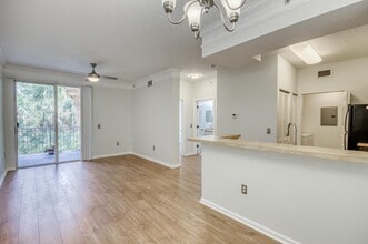 2206 Myrtlewood Cir E in Palm Beach Gardens, FL - Building Photo - Building Photo