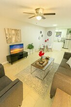 3316 N MacGregor Way in Houston, TX - Building Photo - Building Photo