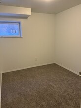 11813-11847 47 St NW in Edmonton, AB - Building Photo - Building Photo